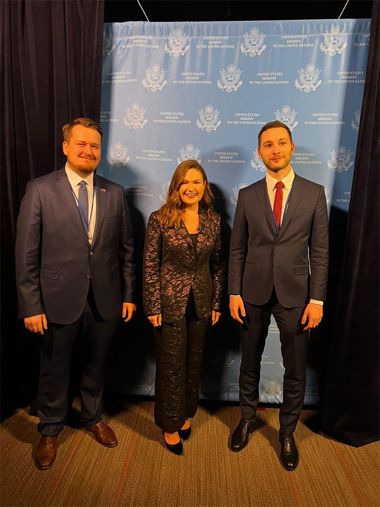 Slika /Fotografije/Forum za mlade - New York/ny10.jpg